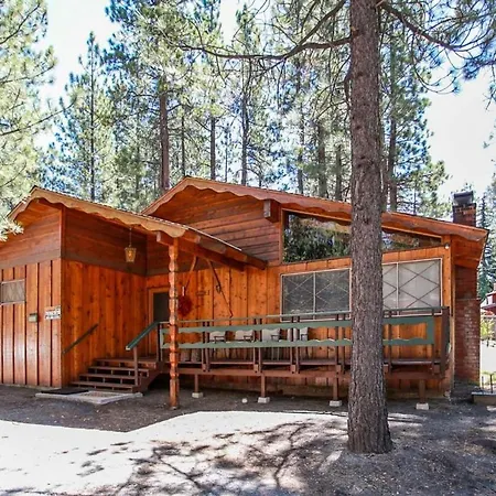 Avalon Hide Out-1336 By Big Bear Vacations Vila